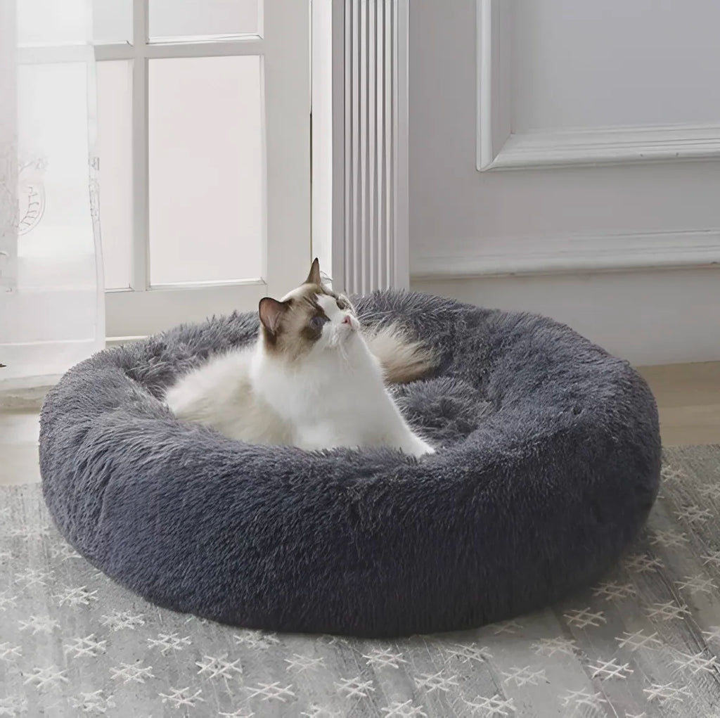 ComfyPets Deluxe Round Smaller Pet Bed – Warm and Plush for Cats & Dogs